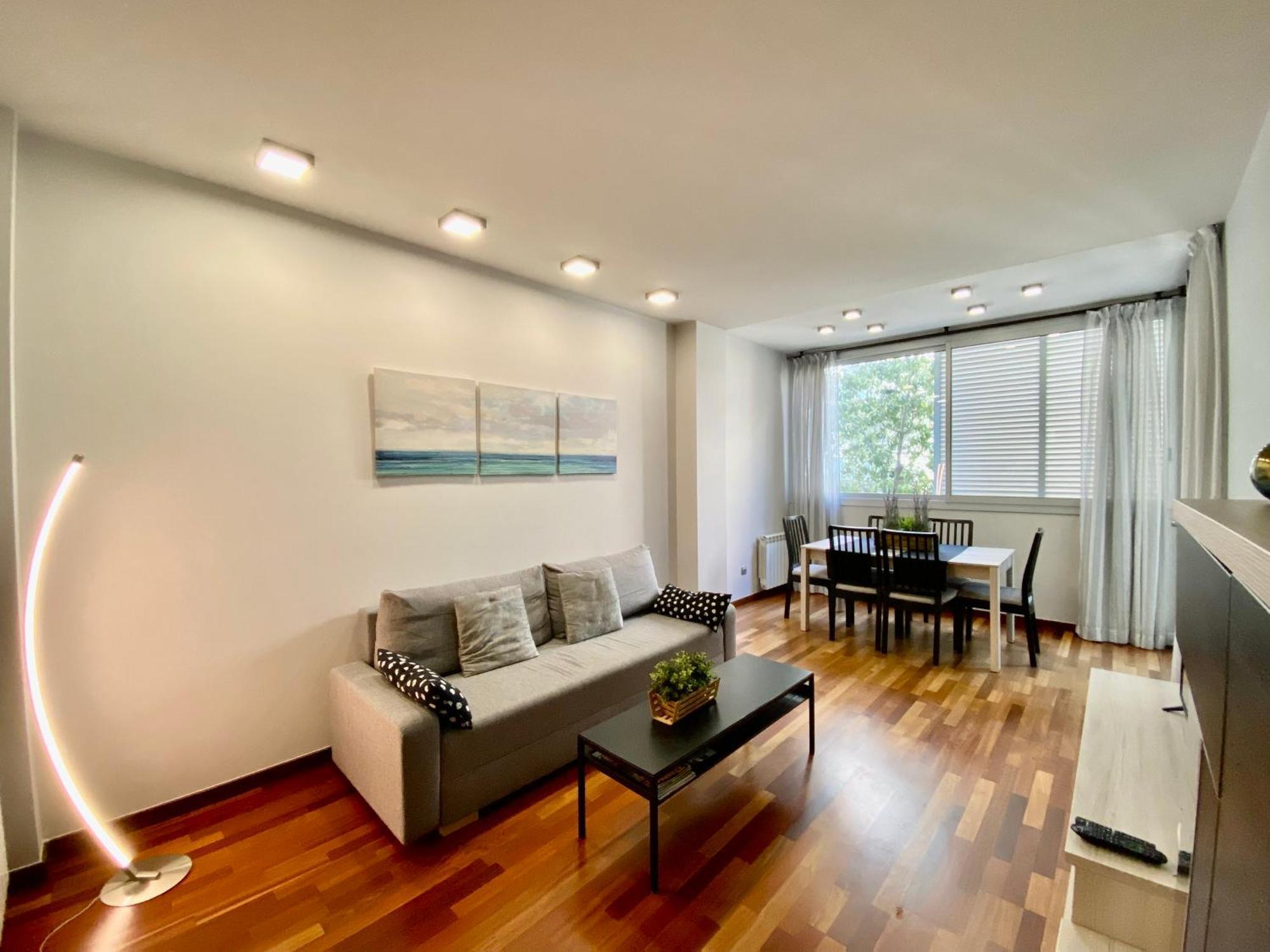 Carmed Homely Apartment By Hlclub Agency Vilanova i la Geltru Luaran gambar